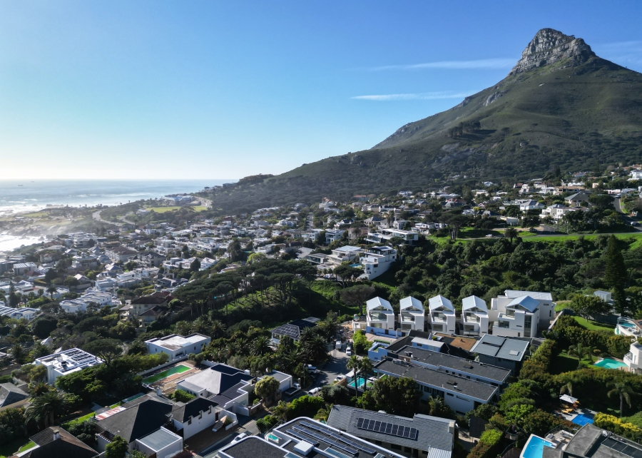 2 Bedroom Property for Sale in Camps Bay Western Cape